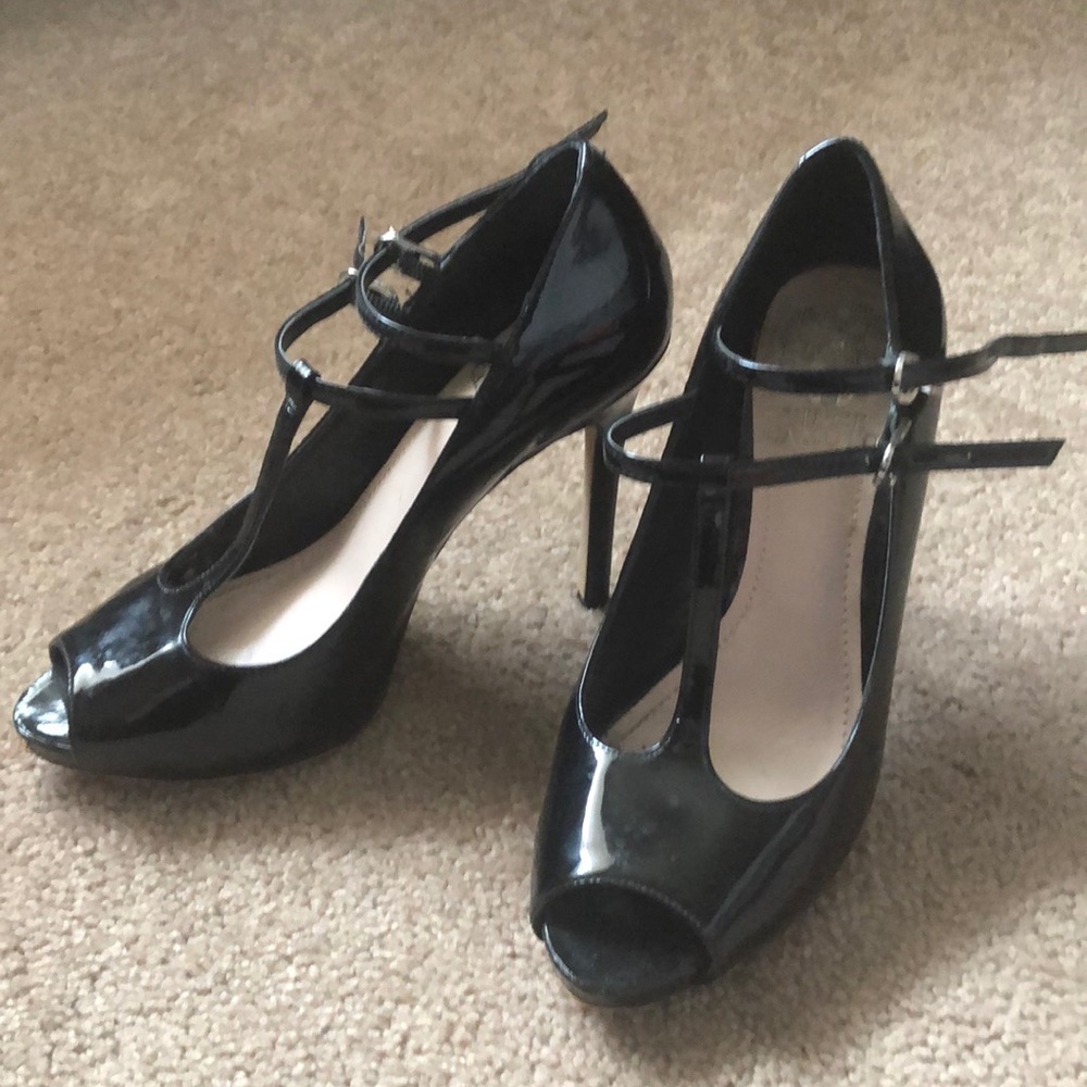 Vince Camuto Mary Jane style peep toe heels